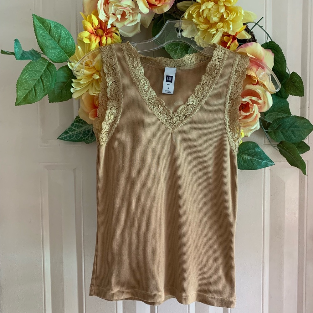 Gap tank top